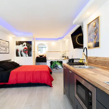 Romantique-jacuzzi 2 Pers Apartment *