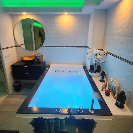 Romantique-jacuzzi 2 Pers Apartment Perpignan